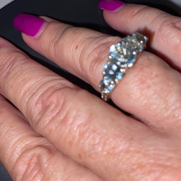 💎💎 5 Stone Aquamarine 💎💎 - Picture 7 of 10